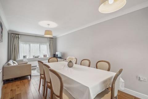 26 Duffield Lane, Stoke Poges, Slough, SL2 4AD