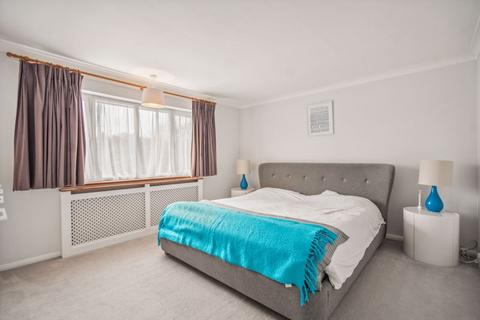 26 Duffield Lane, Stoke Poges, Slough, SL2 4AD