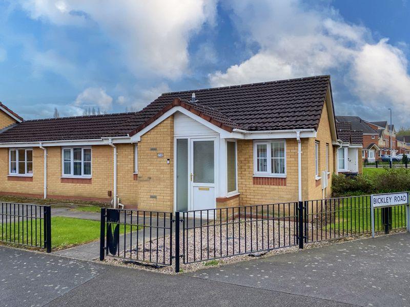 Bickley Road, Bilston, WV14 7BT 2 bed bungalow for sale £174,950