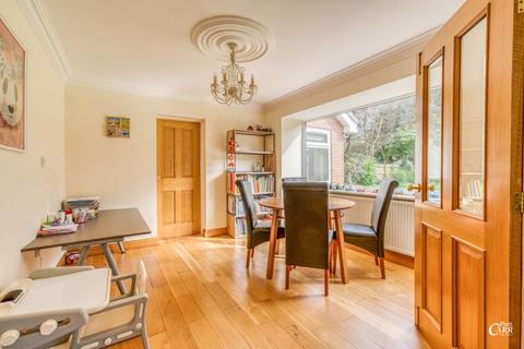7 Newick Avenue, Sutton Coldfield, B74 3DA