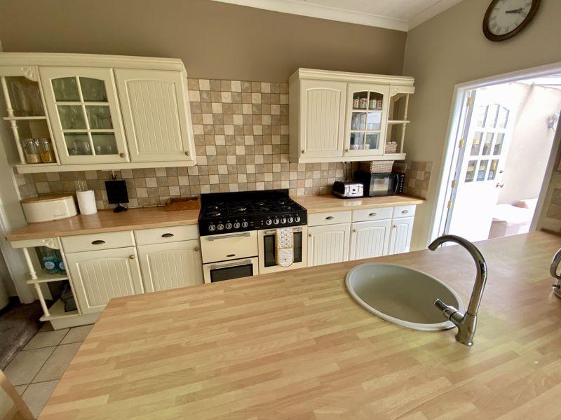 Breakfast Kitchen