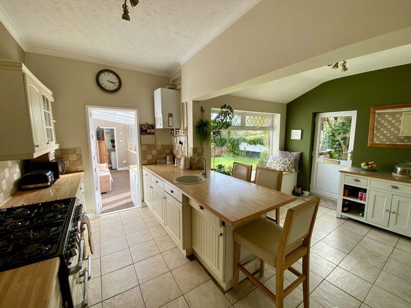 Breakfast Kitchen