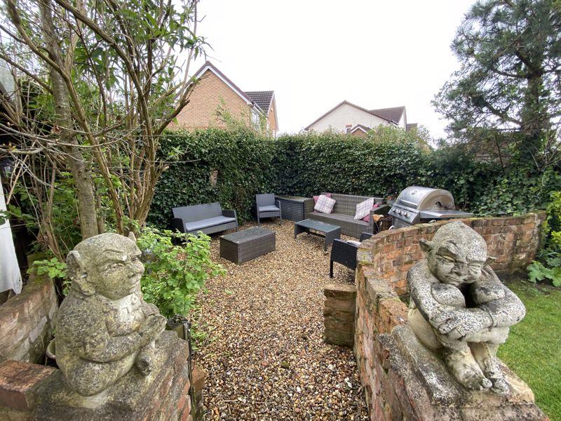 Seating Area - Rear