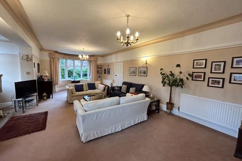 3 bedroom apartment for sale, Brompton Avenue, Rhos on Sea