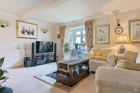 3 bedroom detached house for sale, Linchmere Road, Haslemere