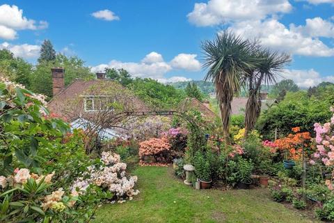 3 bedroom detached house for sale, Linchmere Road, Haslemere