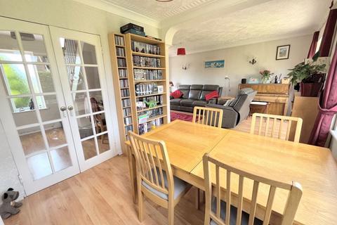 4 bedroom detached house for sale, Chester Road, Streetly/Aldridge