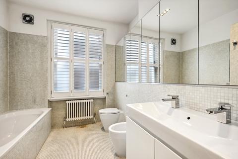 3 bedroom flat for sale, Neville Street, South Kensington, London