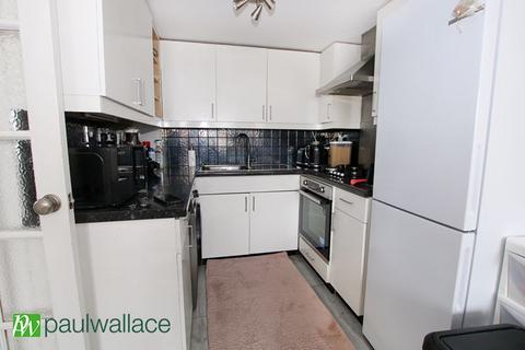 1 bedroom semi-detached house for sale, Benedictine Gate, Cheshunt