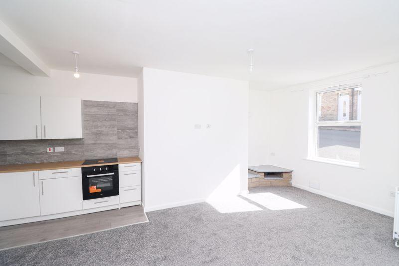 Lounge/Kitchen