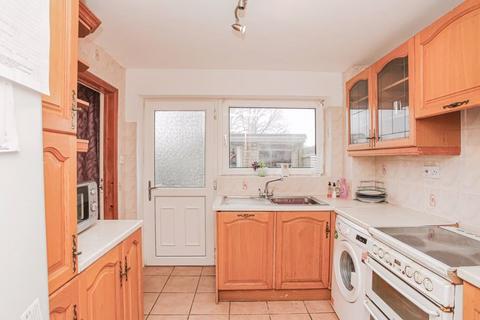 3 bedroom terraced house for sale, Woodfield, Banbury - NO ONWARD CHAIN