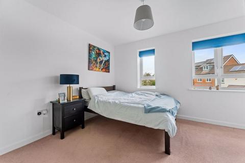 2 bedroom apartment for sale, Diamond Jubilee Way, Carshalton