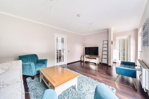 1 Christopher Close, Hornchurch, RM12 6RF