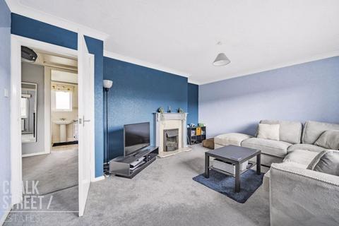 2 bedroom maisonette for sale, Fyfield Road, Rainham, RM13