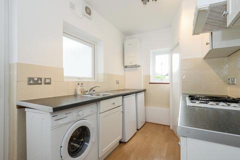 2 bedroom apartment to rent, Ridgeway, Epsom, KT19