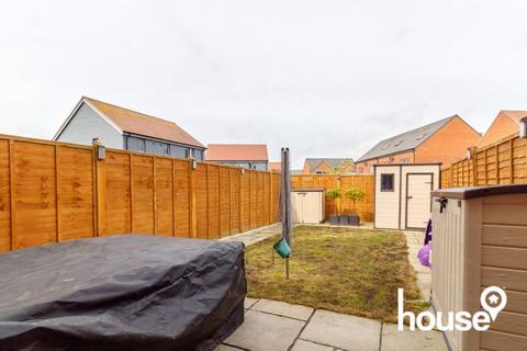 15 Faraday Drive, Minster On Sea, Sheerness, ME12 3UL