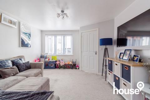 15 Faraday Drive, Minster On Sea, Sheerness, ME12 3UL