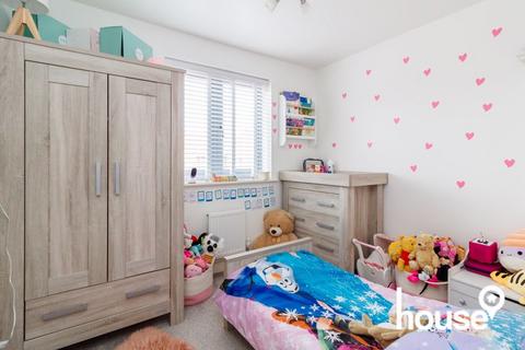 15 Faraday Drive, Minster On Sea, Sheerness, ME12 3UL