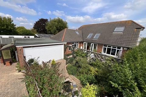 3 bedroom detached house for sale, CHRISTCHURCH