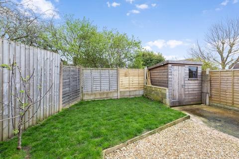 3 bedroom end of terrace house for sale, The Meadows, Gillingham SP8