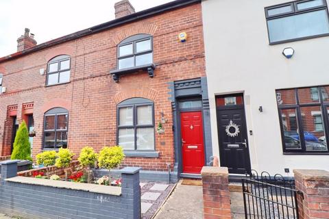 2 bedroom terraced house for sale, Lansdowne Road, Manchester M30