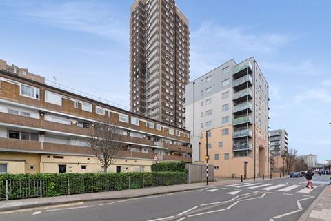 3 bedroom duplex for sale, Pegswood Court, Cable Street, London