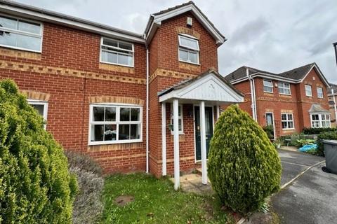 3 bedroom semi-detached house to rent, Goodwood Grove, Tadcaster Road