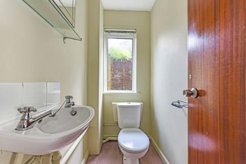 2d Scratchface Lane, Havant, PO9 3NG