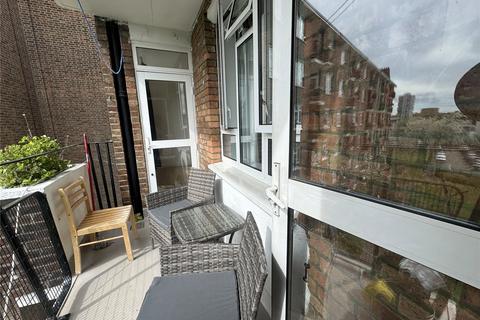 3 bedroom apartment to rent, Stewarts Rd, Wandsworth SW8