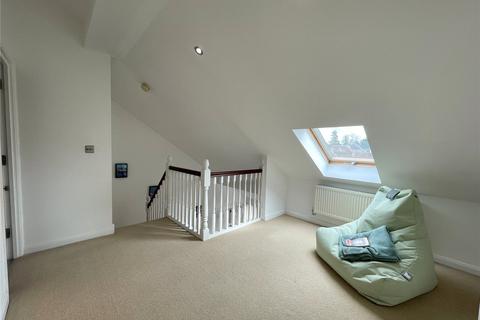 undefined, Kings Gate, Gordon Road