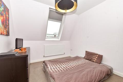 2 bedroom flat for sale, Challenge Court, Leatherhead, Surrey
