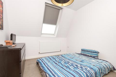 2 bedroom flat for sale, Challenge Court, Leatherhead, Surrey