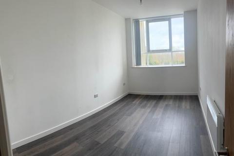 1 bedroom flat to rent, The Card House , Bingley Road,