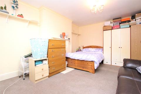 2 bedroom flat to rent, Hertford Road, Worthing, West Sussex, BN11