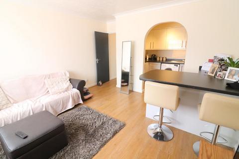 undefined, Luton LU4