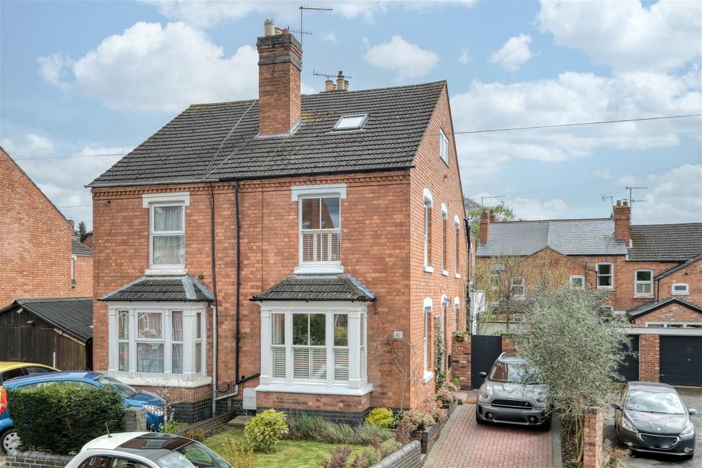 Somers Road, Worcester, WR1 3JJ 4 bed semidetached house for sale £