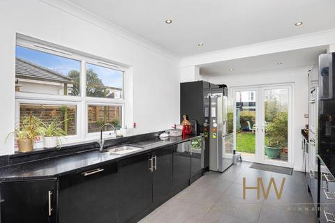 5 bedroom end of terrace house for sale, Walsingham Road, Hove, BN3 4FF