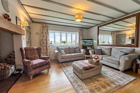 Wade Cottage Farleigh Common, Warlingham, CR6 9PE