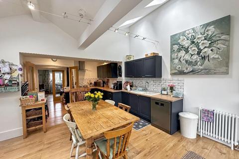 Wade Cottage Farleigh Common, Warlingham, CR6 9PE