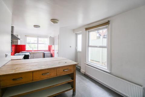 20 Amberley Grove, Croydon, CR0 6ND