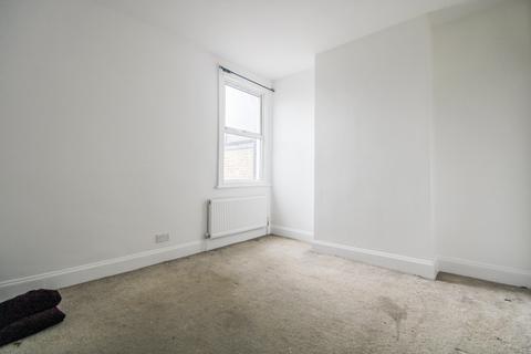 20 Amberley Grove, Croydon, CR0 6ND