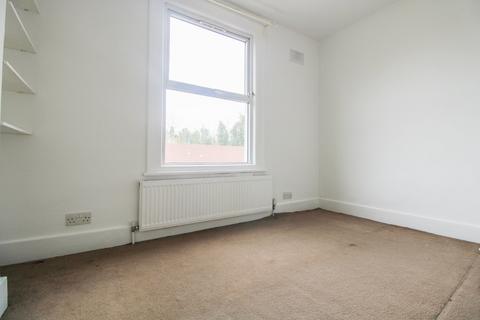 20 Amberley Grove, Croydon, CR0 6ND