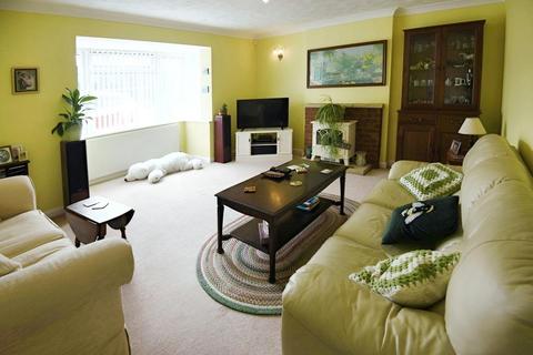 3 bedroom detached bungalow for sale, Fridaybridge Road, Elm, Wisbech, Cambridgeshire, PE14 0AT