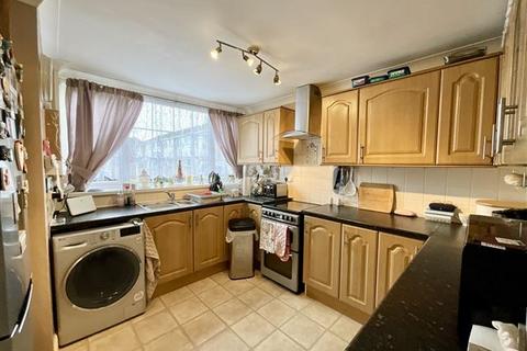 3 bedroom townhouse for sale, Mason Drive, Swallownest, Sheffield, S26 3RW