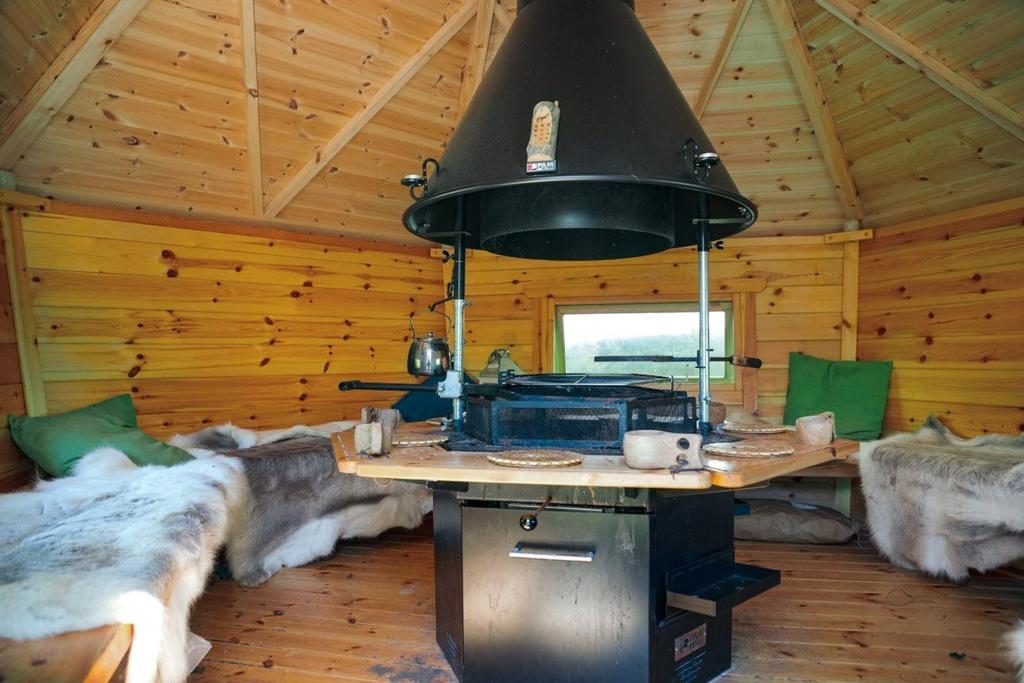 Bbq Hut