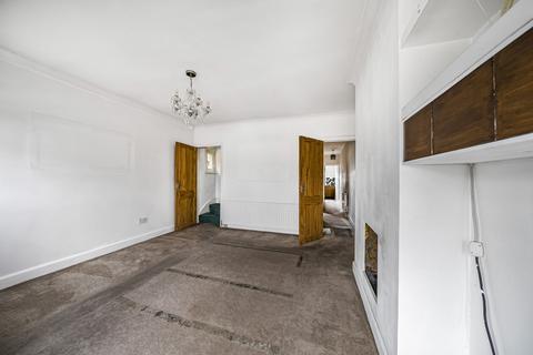 2 bedroom maisonette for sale, Pinner Road, Pinner, Middlesex