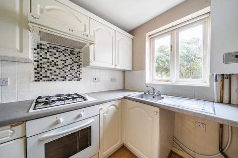 2 bedroom terraced house for sale, Lavender Road, Woking, Surrey