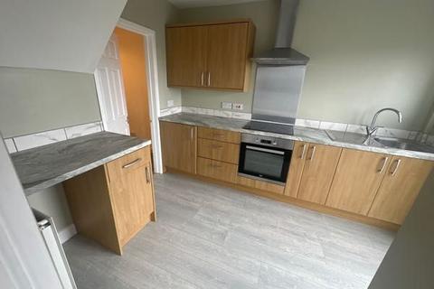 3 bedroom terraced house to rent, Carno Close, Garnlydan, Ebbw Vale