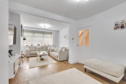 9 Park Mead, Sidcup, DA15 9PE