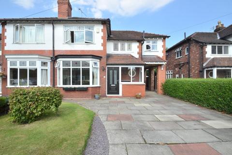 4 bedroom semi-detached house to rent, Earle Road, Bramhall
